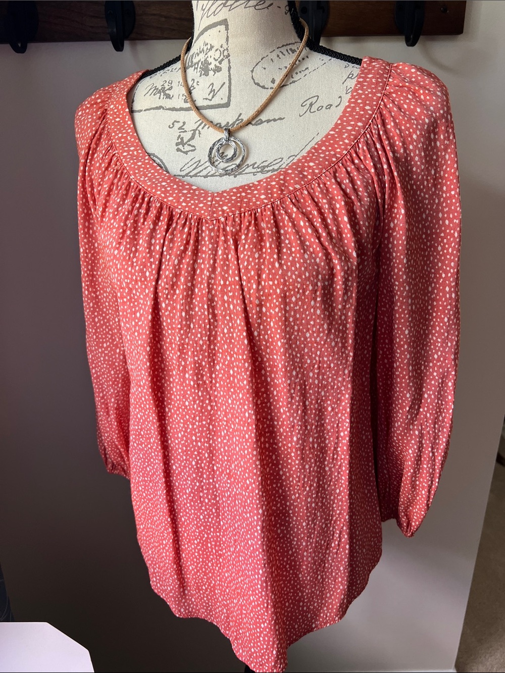 LC Conrad Long-Sleeve Peasant Blouse